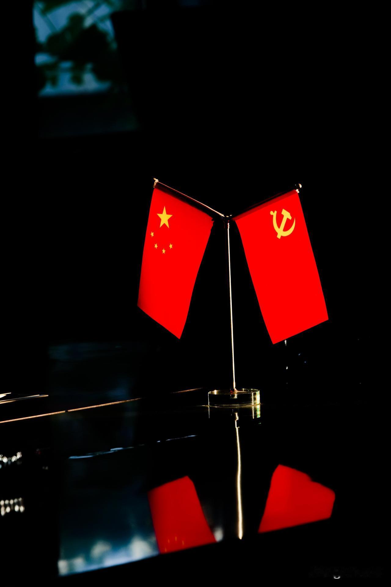 张桂梅老师，值得每一个中国人敬仰！
看了张桂梅老师为华坪女高的高考学子们加油打气