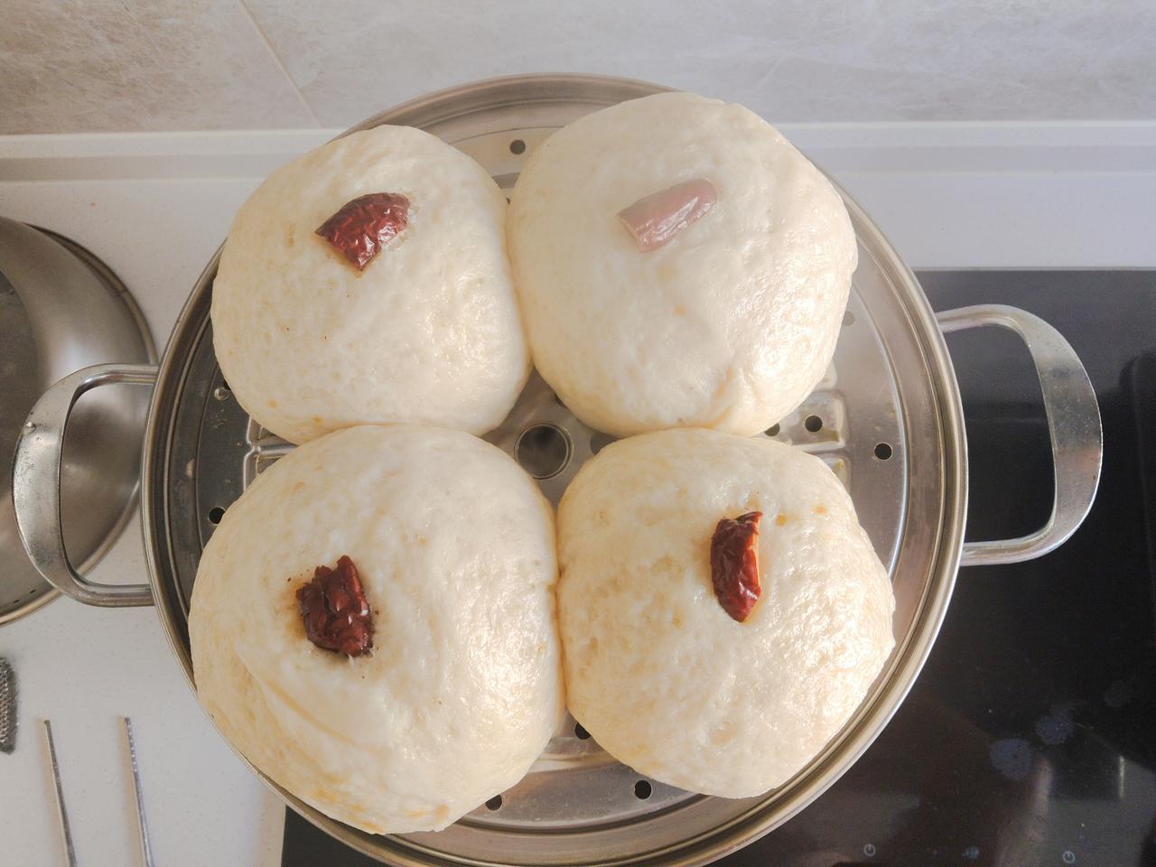 传统节日，不可以取消！

 有人说过年累又特别费钱， 这是一定的，但是传统节日，