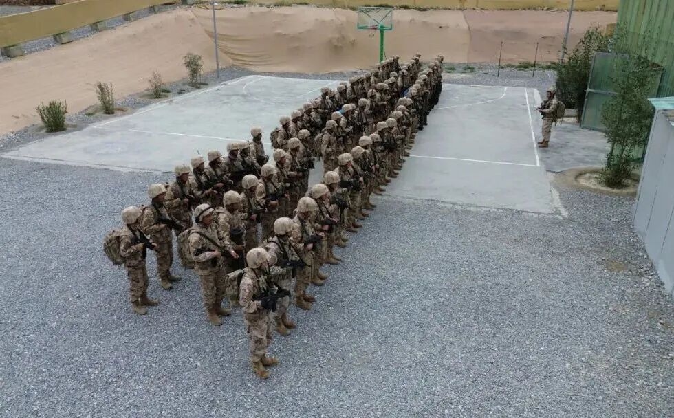 某旅“二级英雄连”山地攻防战斗演练此次演练内容涵盖远程机动、前沿对峙火力打击、战