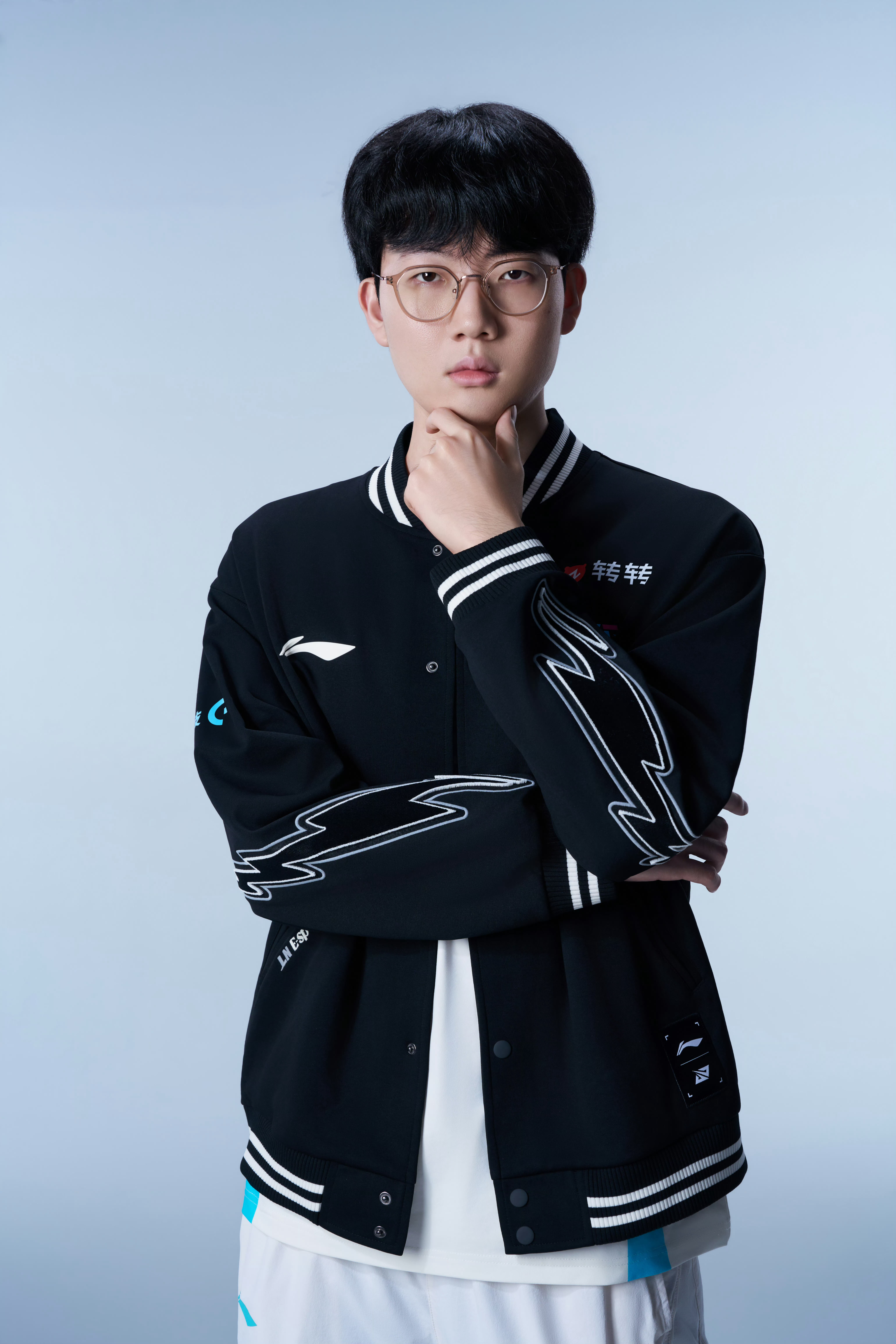 20代男性最爱pose还在追我。 