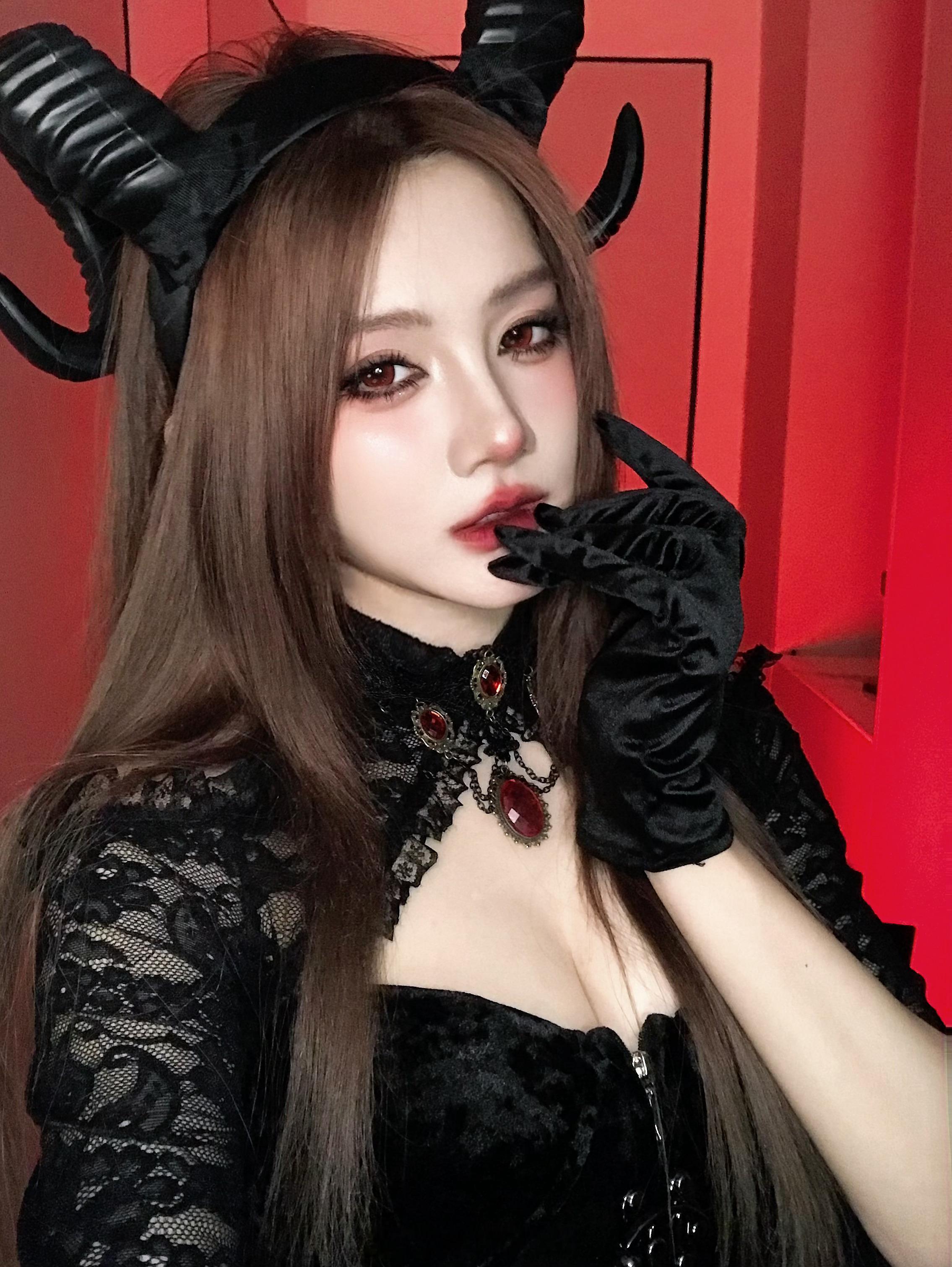 是在骂我吗 听不懂 感觉在撒娇 