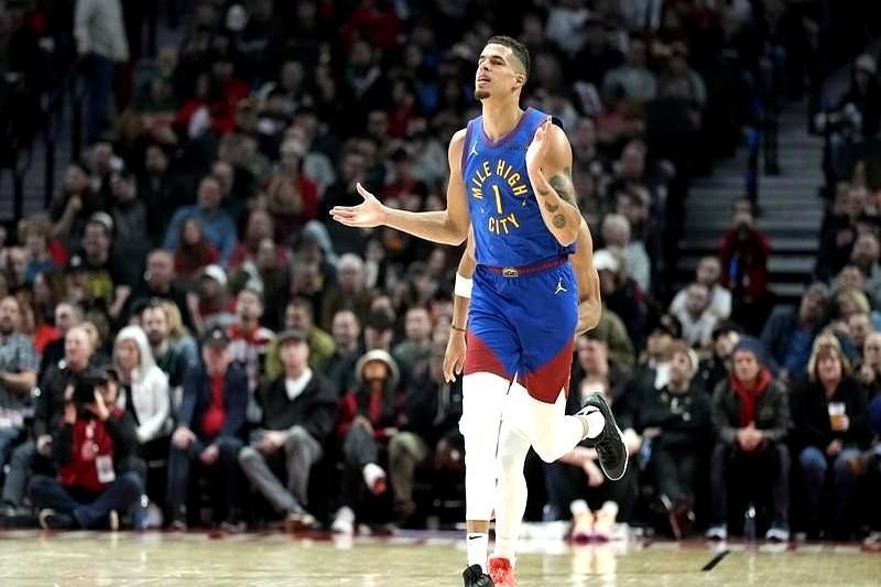 我更倾向于以库明加为核心，去换篮网的小波特。

勇士现在17胜16负，西部第八的