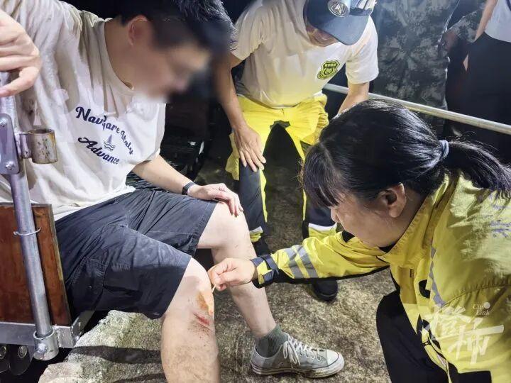 吵架后问AI选爬山路线，男子被困1300米荒山：别把工具当人生军师！
 
刷到杭