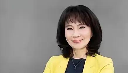 陈凤馨可以接任尹乃菁icon的职位，也就是说只有陈凤馨坐上国民党文传会主委这个位