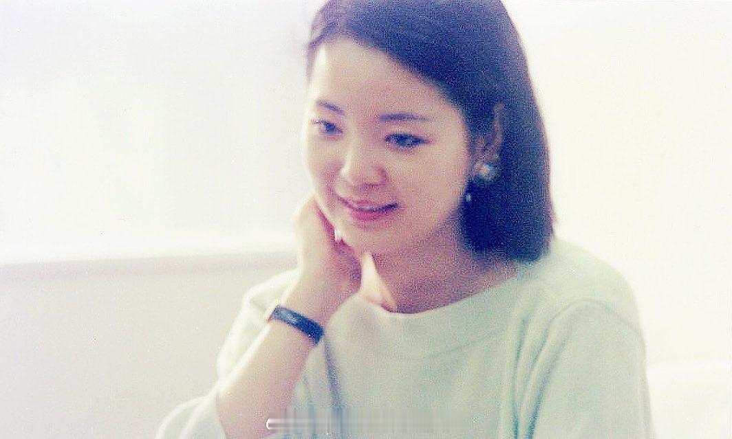 1984年5月，东京。（IG）邓丽君[超话] ​​​