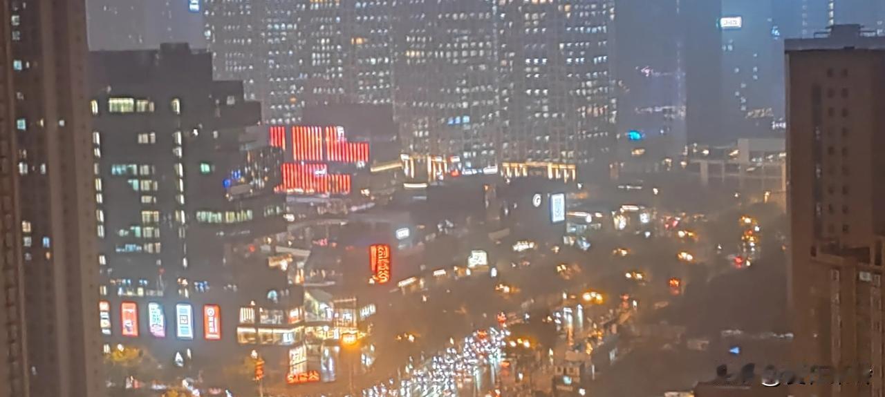 分享一张你拍的城市夜景