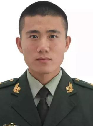 “国家白白培养了他5年！”2018年，武警济南支队入职了一个月的大学生，还立下了