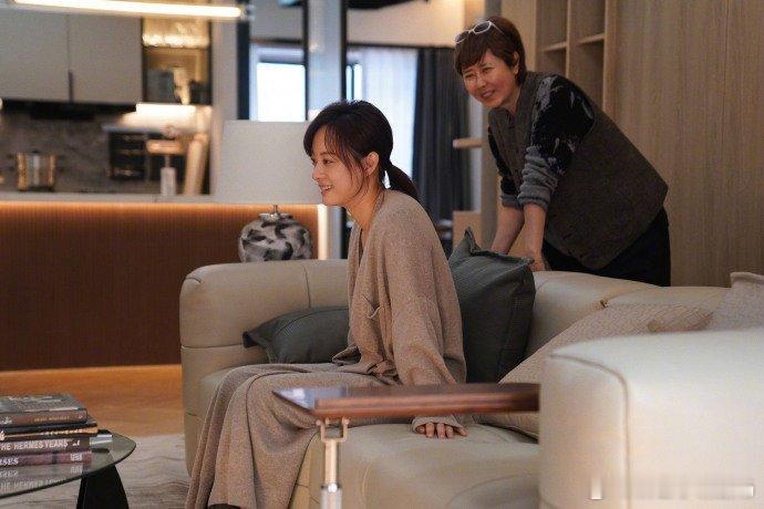 孙俪发文感谢邓超孙俪发文夸邓超一句“跟没老公的人讲不清楚”满是甜蜜，孙俪在文中大