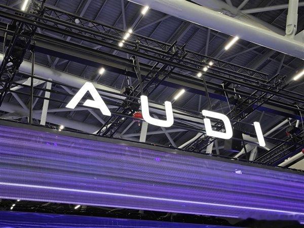【奥迪高管回应推出AUDI字母标争议：字母系列品牌战略酝酿了近三年】奥迪高管回应