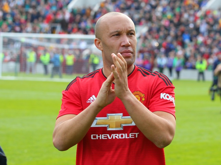 西尔维斯特：阿森纳想争冠必须保持稳定性 德尚离开法国队没影响12月11日讯 前法