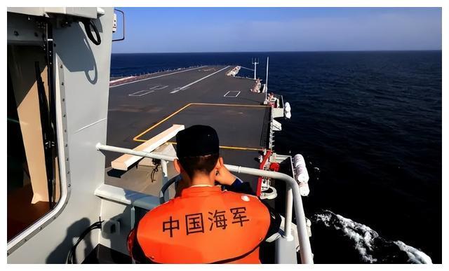 震撼！福建舰启航，印度直呼“压力山大”！
五一假期，中国海军传来振奋人心的消息—