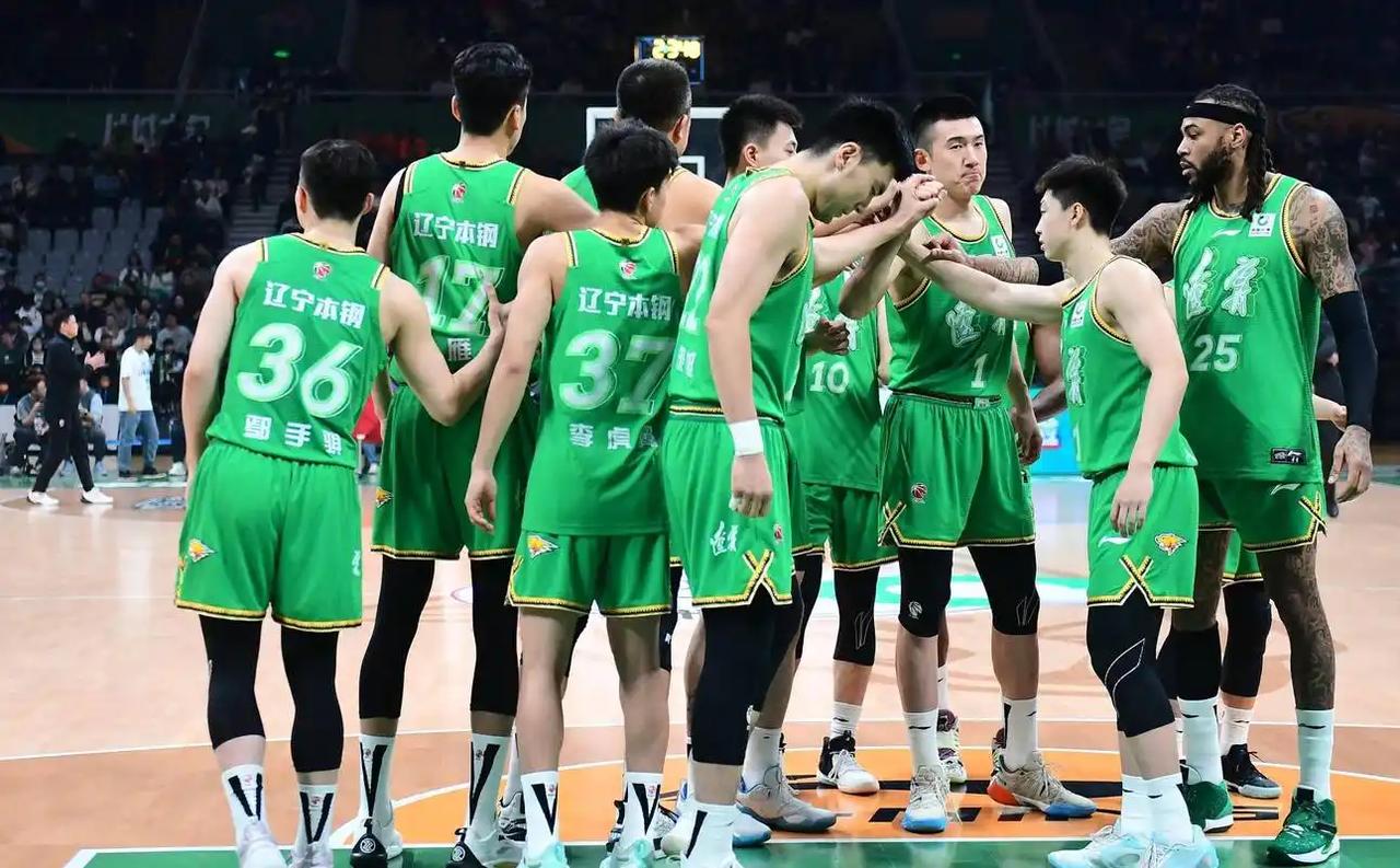 辽宁队将收到一份大礼，他们的五连胜将被对手强势终结！
 
这场CBA常规赛马上就