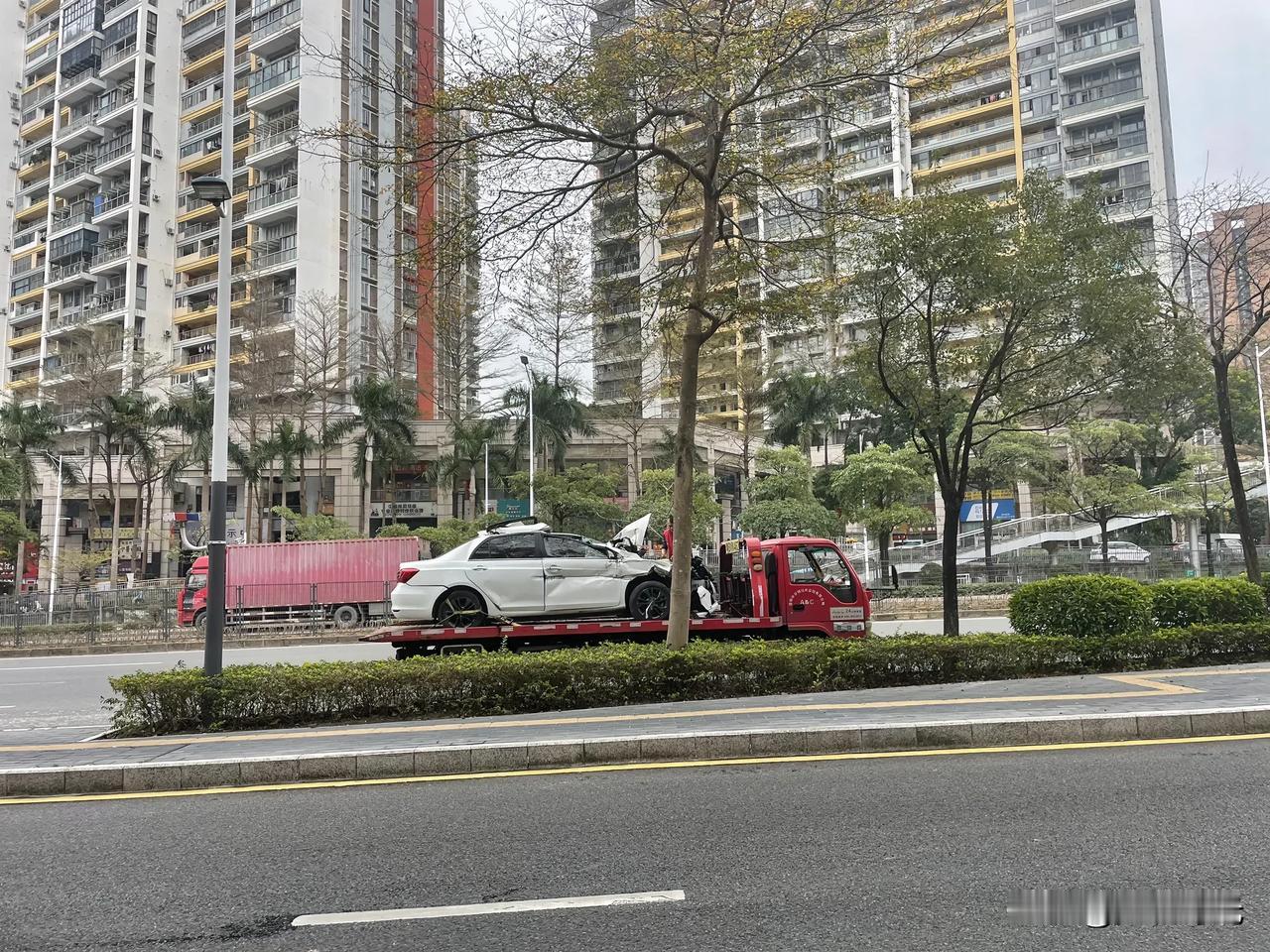 这台车“生前”到底经历了些什么？安全驾驶，人人有责！既是对自己的负责，更是对别人