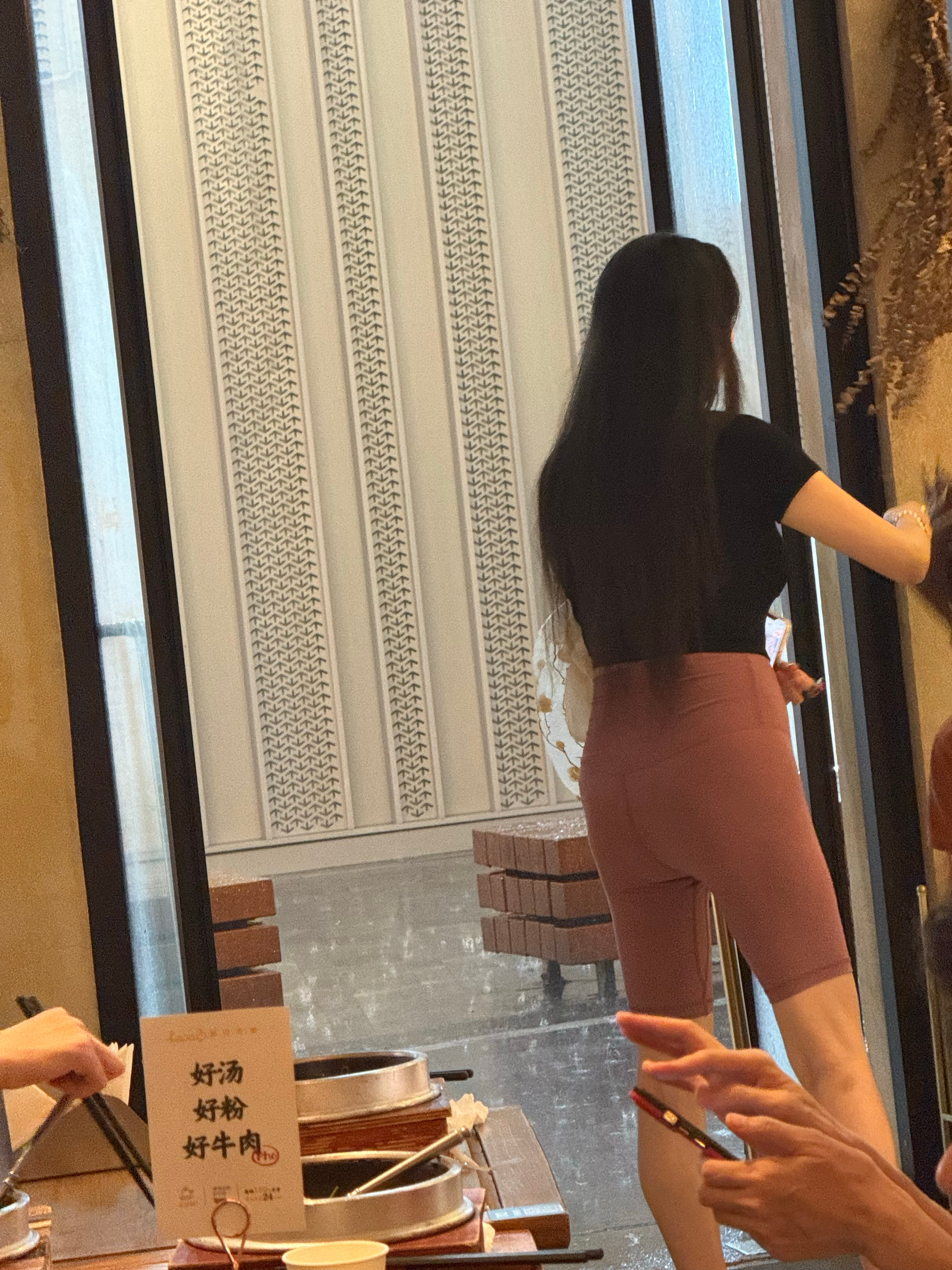 密云暴雨 [晕][晕][晕]顶不住了好吧😑深圳这个天气也是阴晴不定的，一会晴天