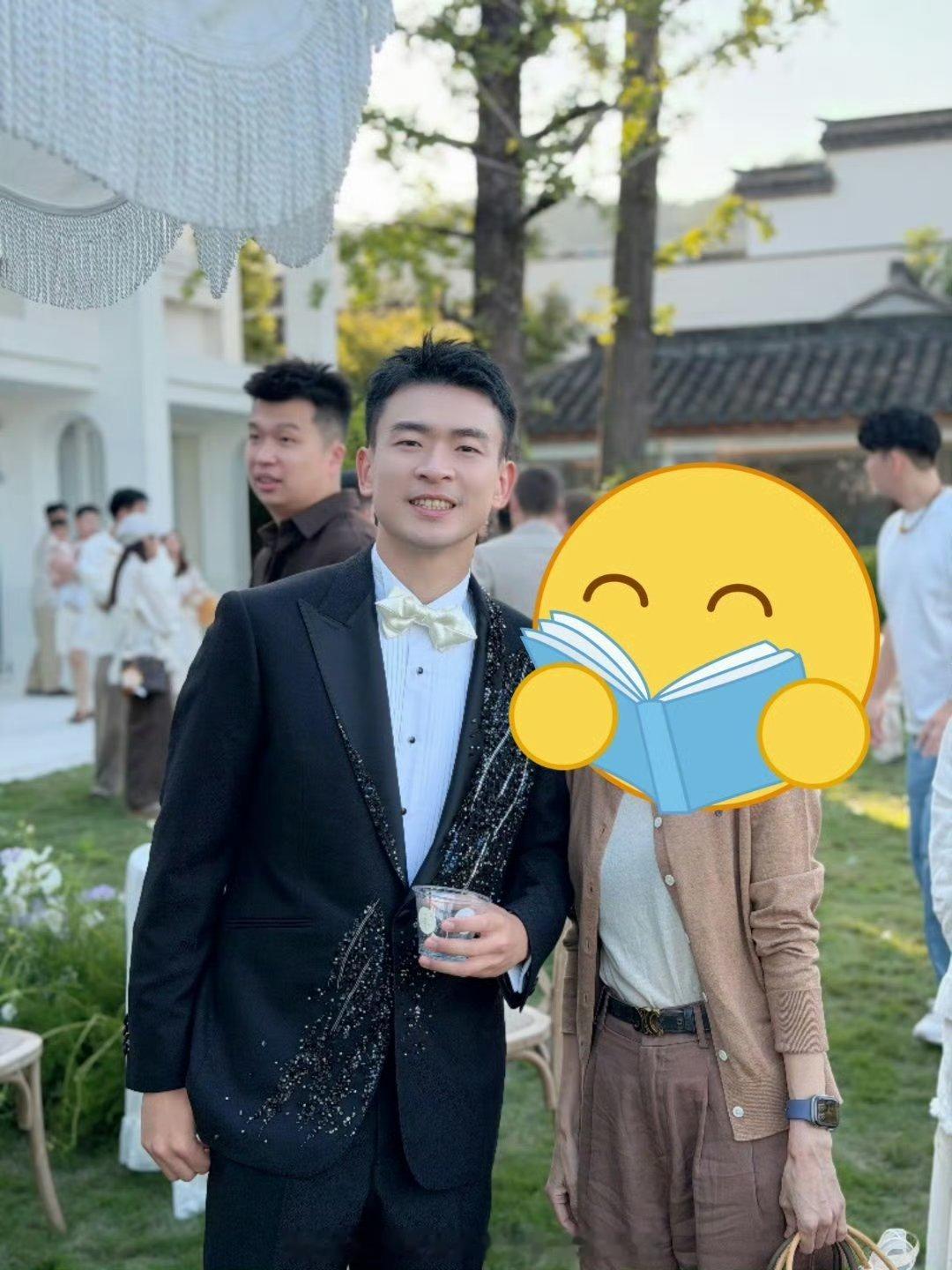 郑思维[超话] 郑思维与刘钰雯婚礼[喜]新婚快乐！黄雅琼、刘雨辰、王昶、汪顺、徐