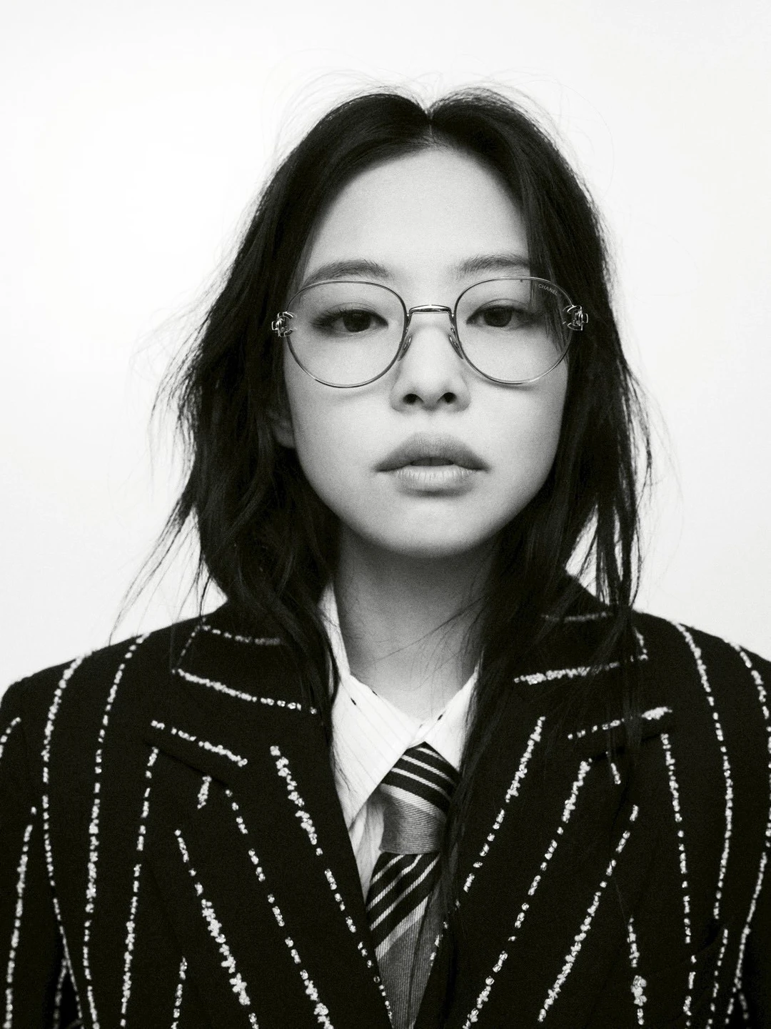 Jennie🆕杂志图真的好飒！我的天
