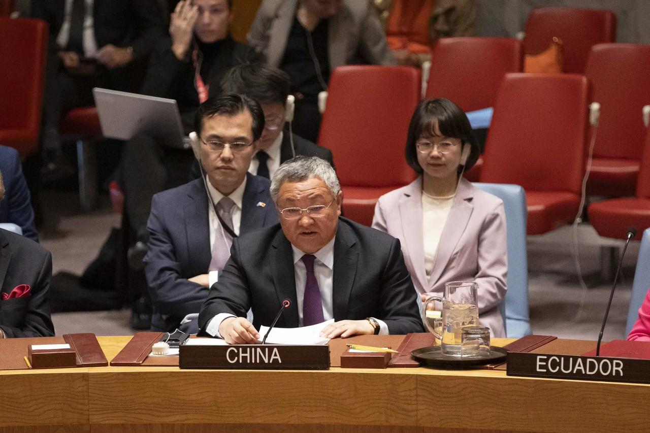 中国常驻联合国代表傅聪大使北京时间10月23日在联大相关会议上批评，“美国、澳大