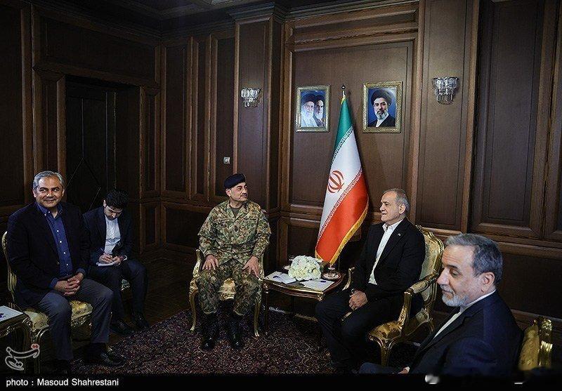 伊朗总统会见巴基斯坦陆军元帅穆尼尔 