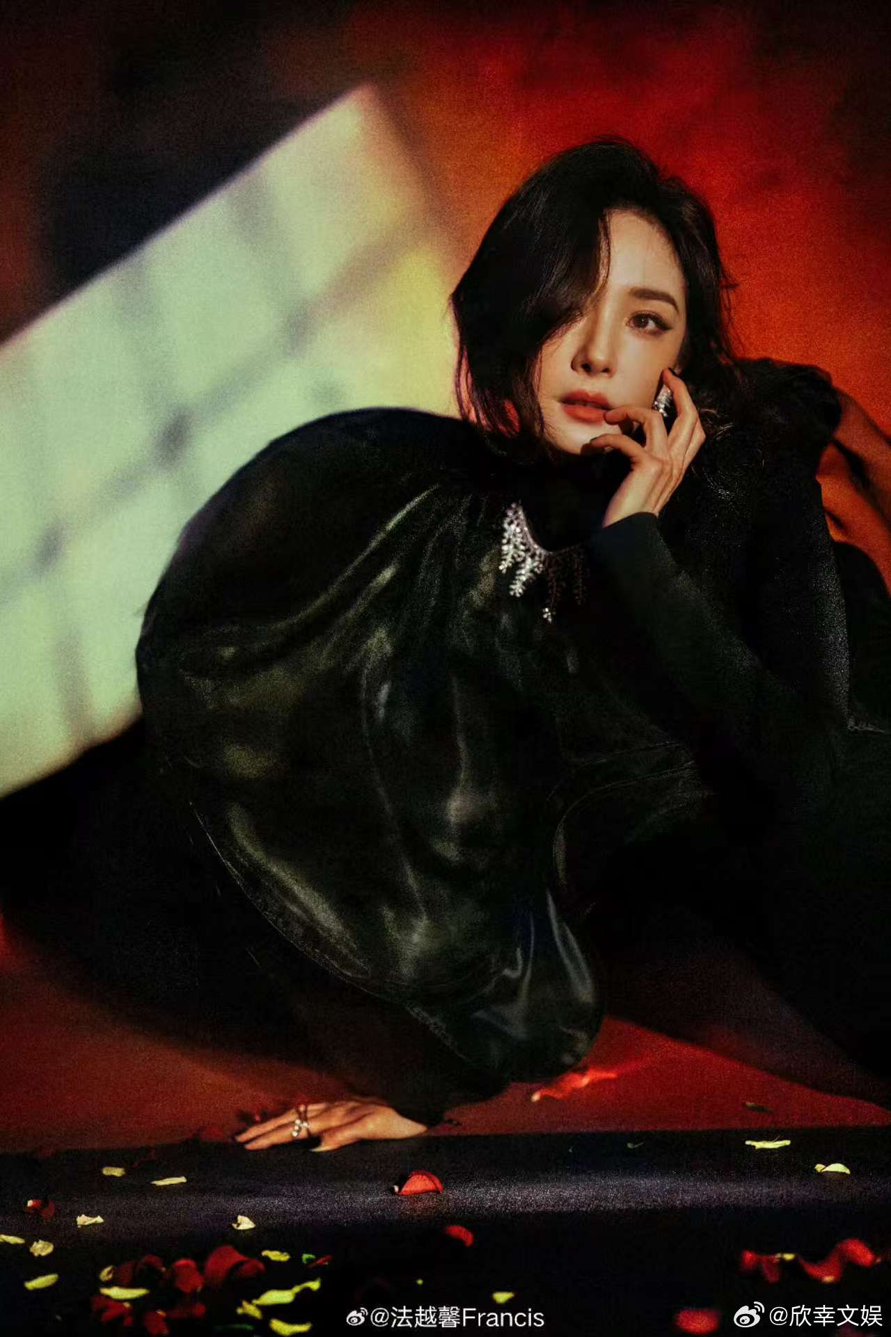 法越馨拍的杨幂法越馨发了杨幂法越馨发了杨幂，好美，[爱你][爱你] ​​​