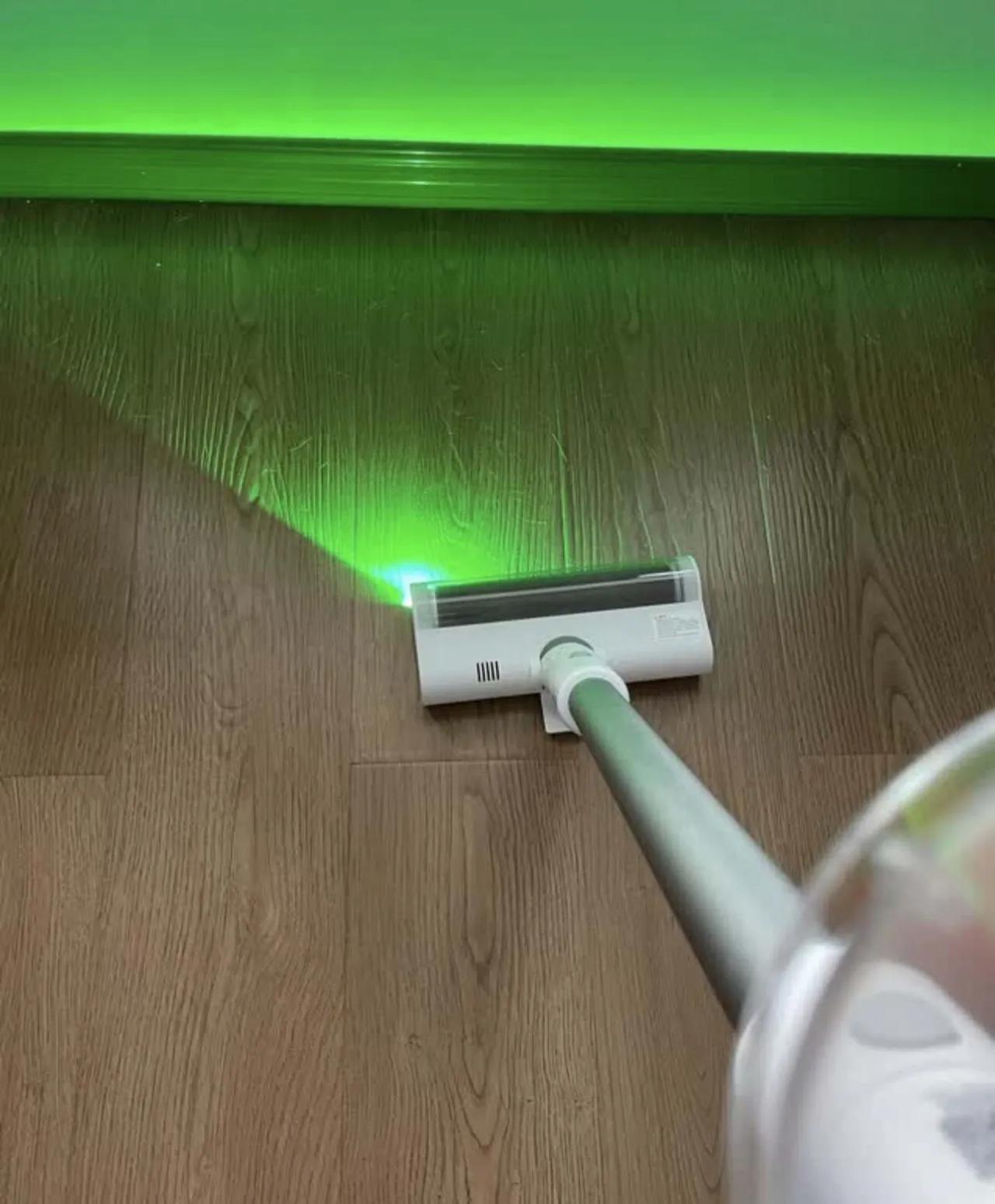 "天啊姐妹们！这款米家无线吸尘器3基站版真的拯救了我的周末！以前最烦打扫完还要屏