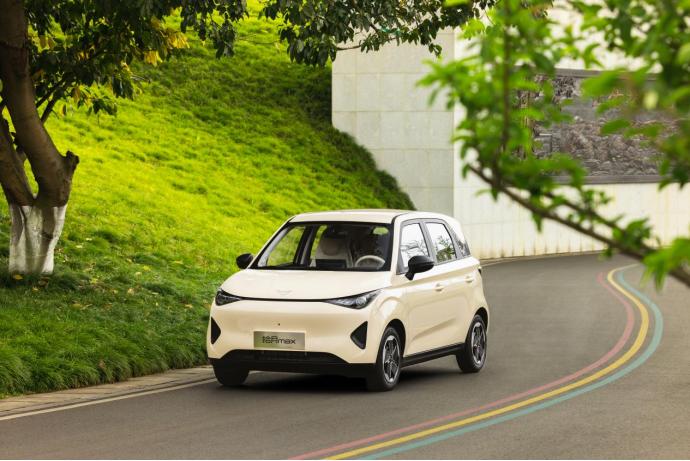 4 月 28 日，凯翼拾月 max 重磅上市，4.79 万元起！新车续航 310