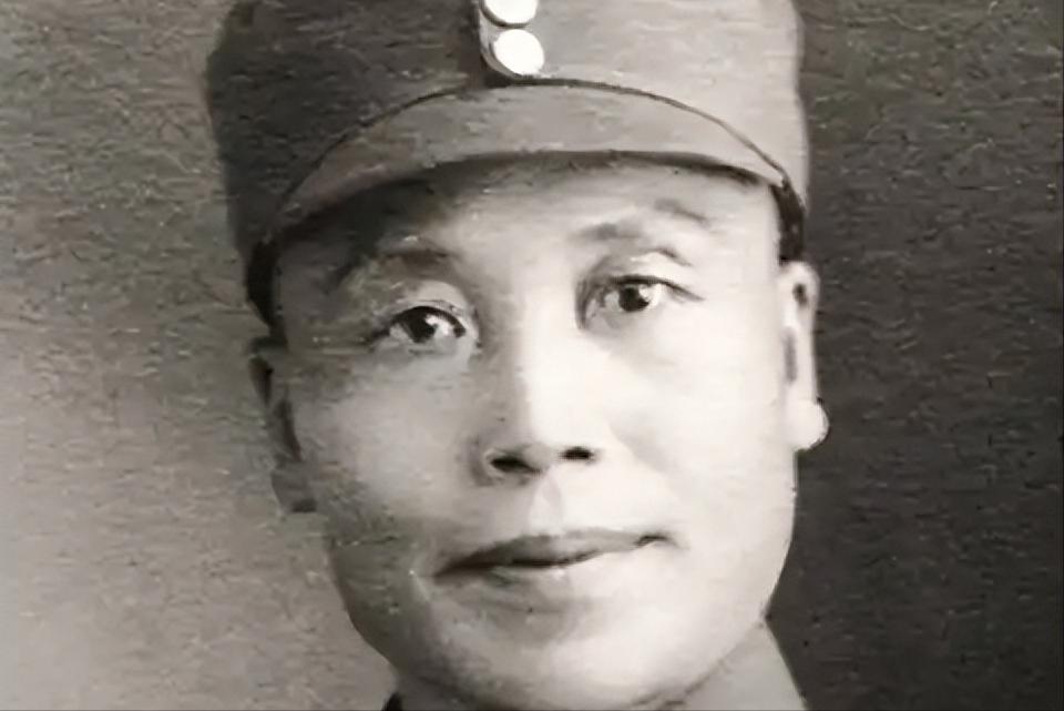 北伐军打到武昌城下时，李宗仁担任攻城司令，指挥第四军和第十军攻城。武昌城高墙厚，