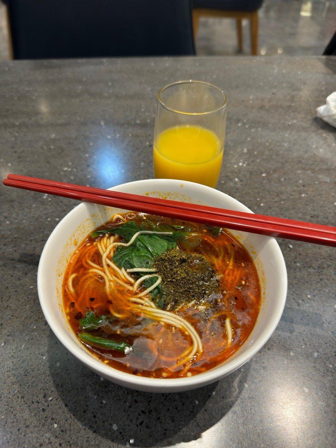 #将就一顿# 特种兵式出差开始  ​​​