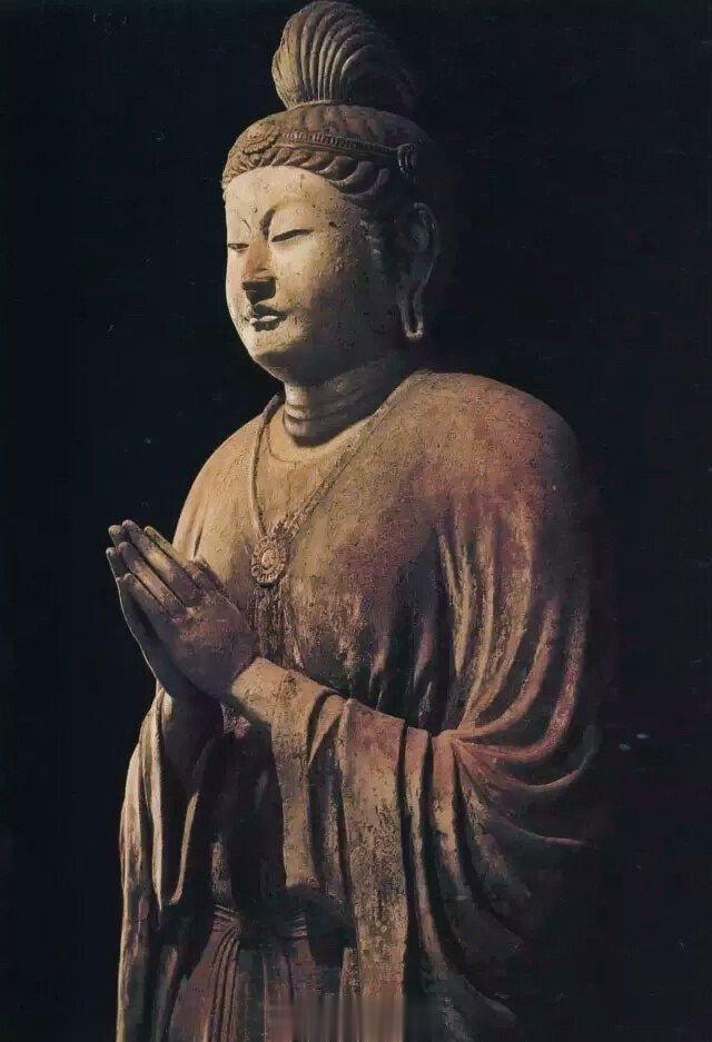 小时候家庭贫穷，心理上有些创伤，结婚老公比我小了近一岁，不成熟，现在好一点。有一