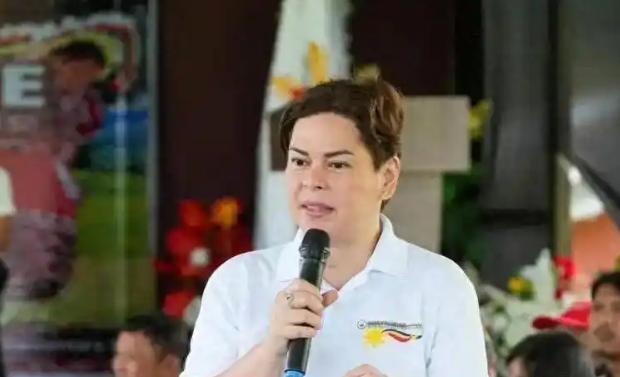 菲律宾政坛上演极限反转！三天前副总统莎拉涉威胁总统案交钱保释，三天后总统核心亲信
