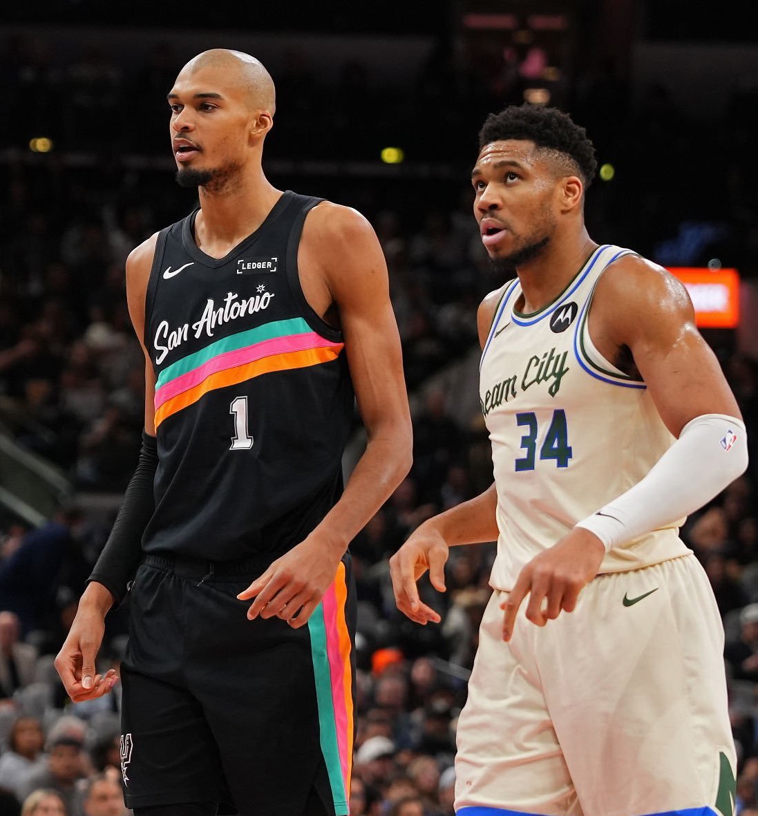 Tim MacMahon：马刺内部人士告诉我的是我们这里并非扬尼斯的归宿。nba