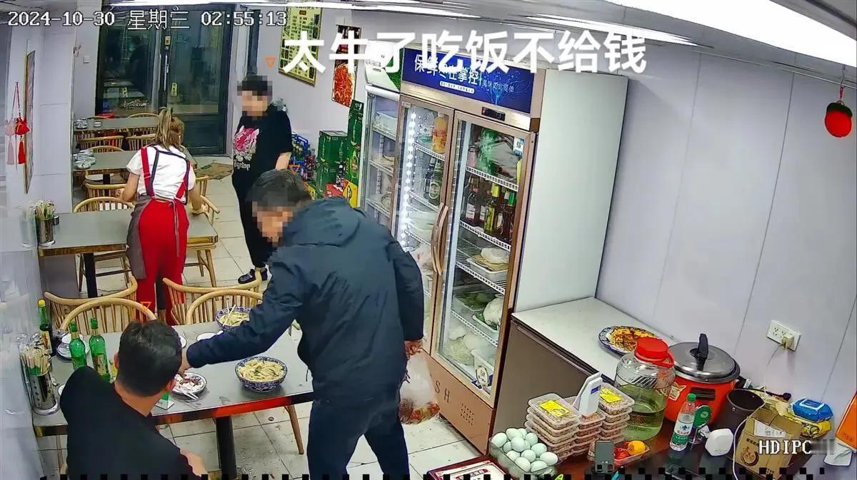 男子吃饭不给钱还自称“拘留所的”