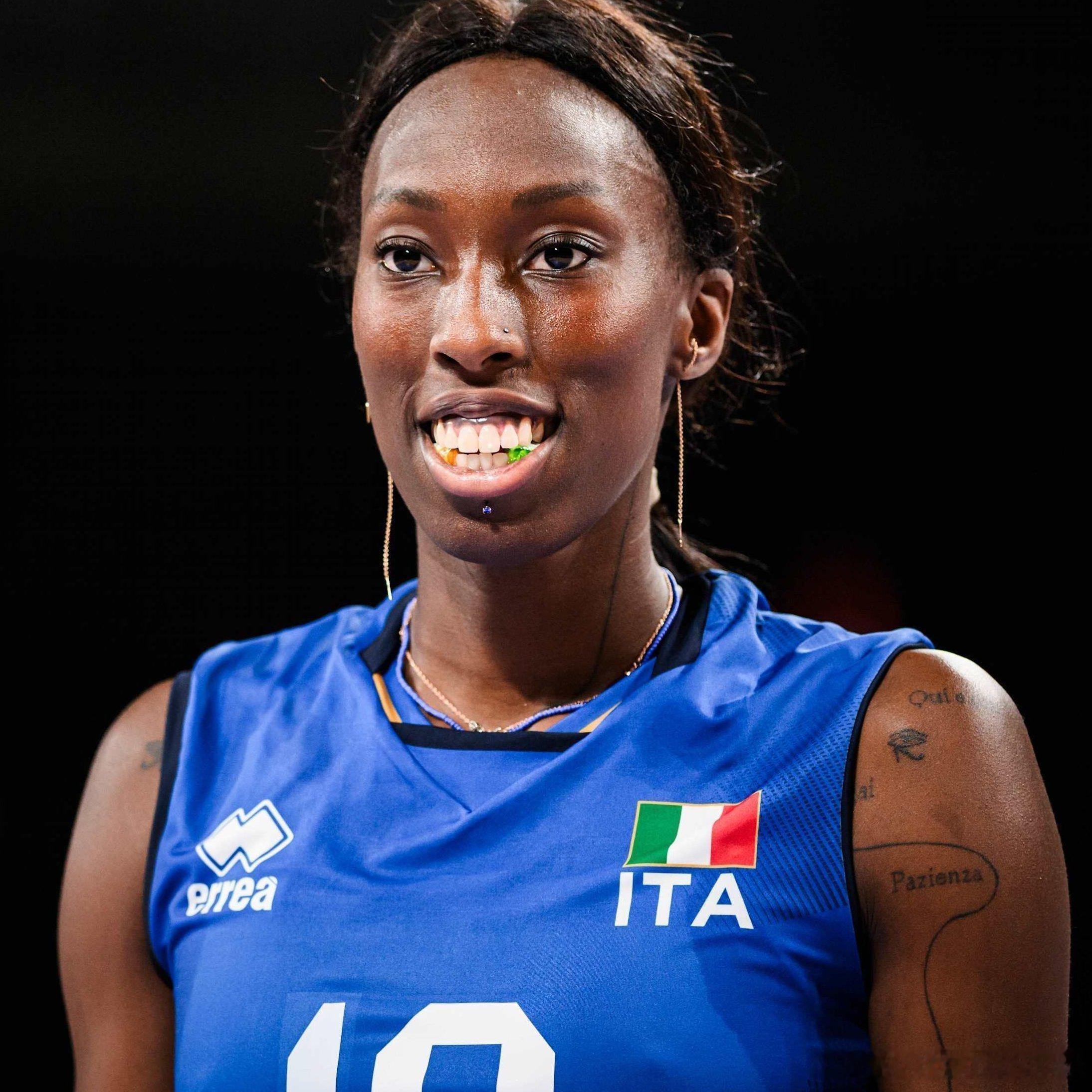 - 那么，意大利现在还有种族歧视吗？⚡️ 宝拉·埃格努：确实存在一些情况表明种族