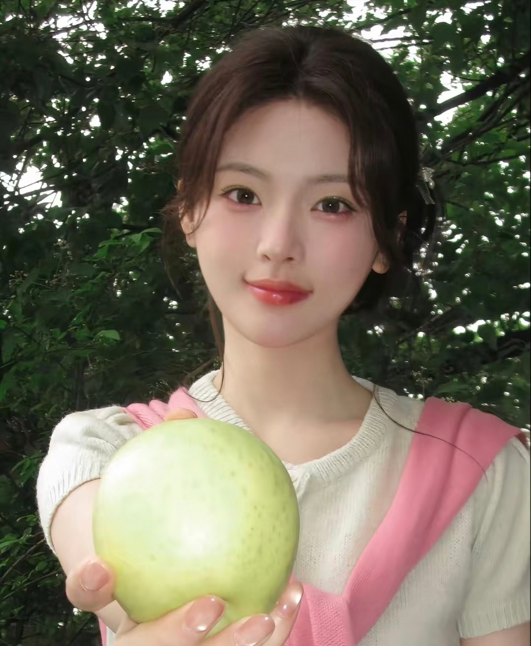 请交出你手机中非粉都会存的女明星神图 ​​​