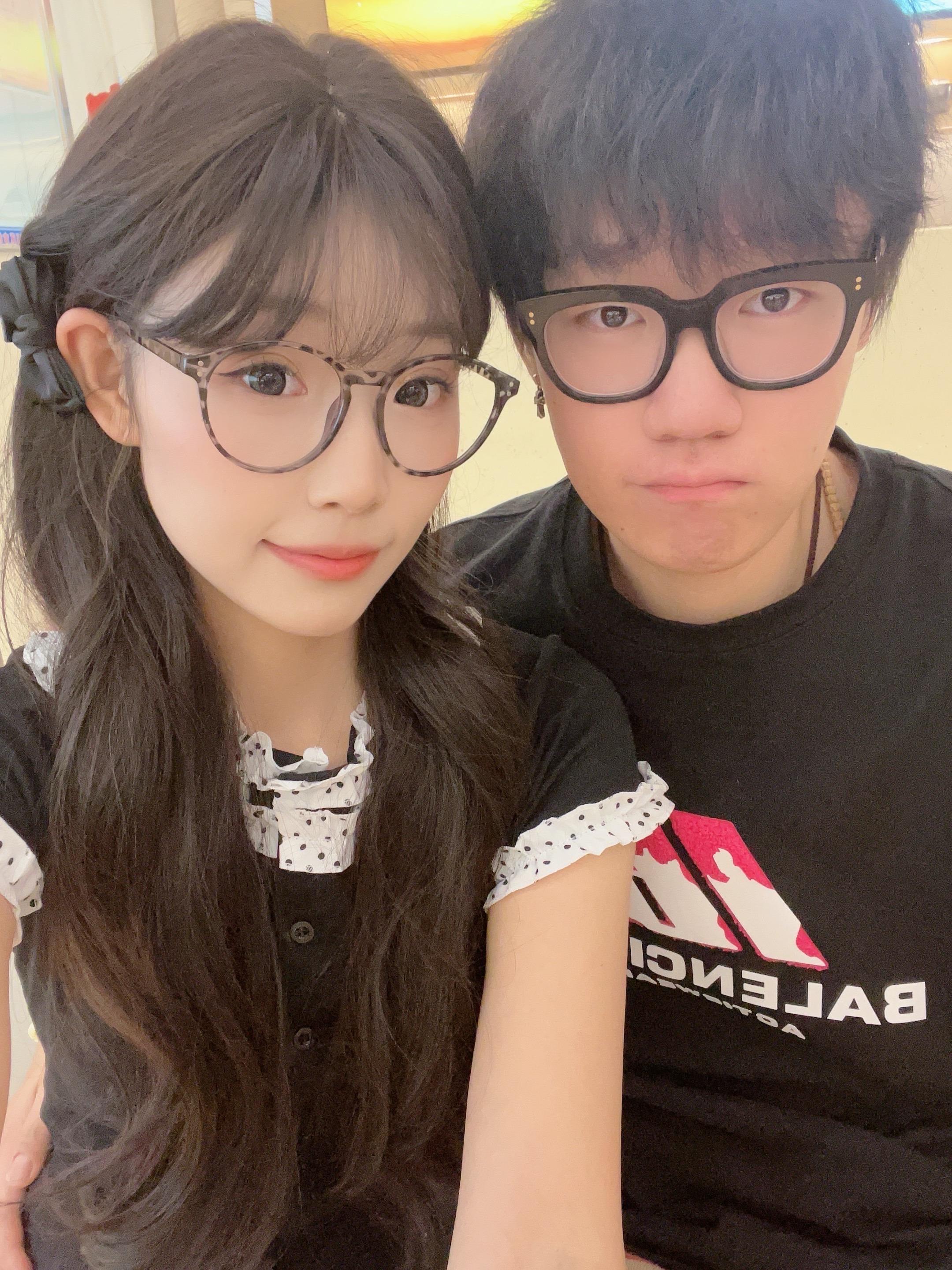 幸福日常啦👩🏻‍❤️‍💋‍👨🏻
