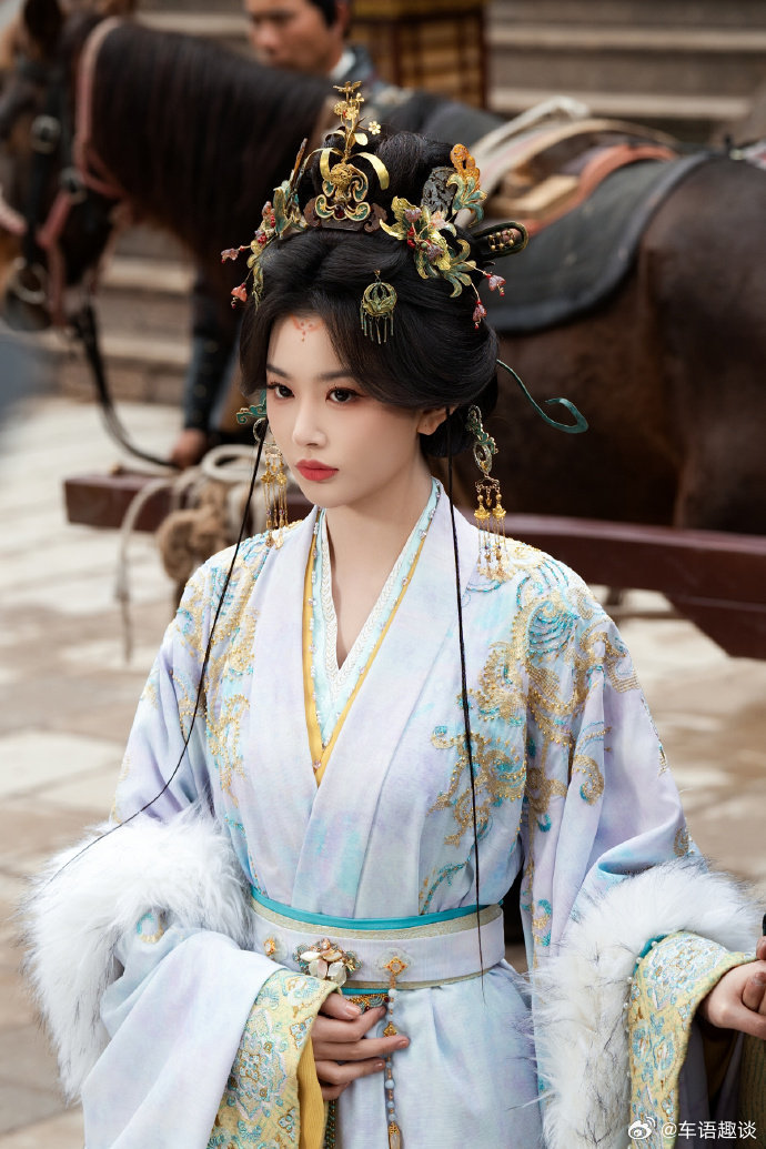 孔雪儿终于不演小白花了不再依靠柔弱博取观众好感，昭阳公主主动争取权力与地位，孔雪