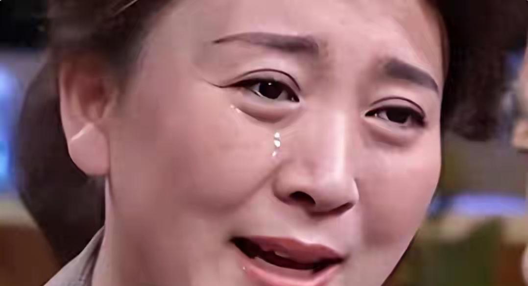 央媒点名，官方下场，资本表态，闫学晶彻底凉凉！
这事能闹到无可挽回的地步，核心不