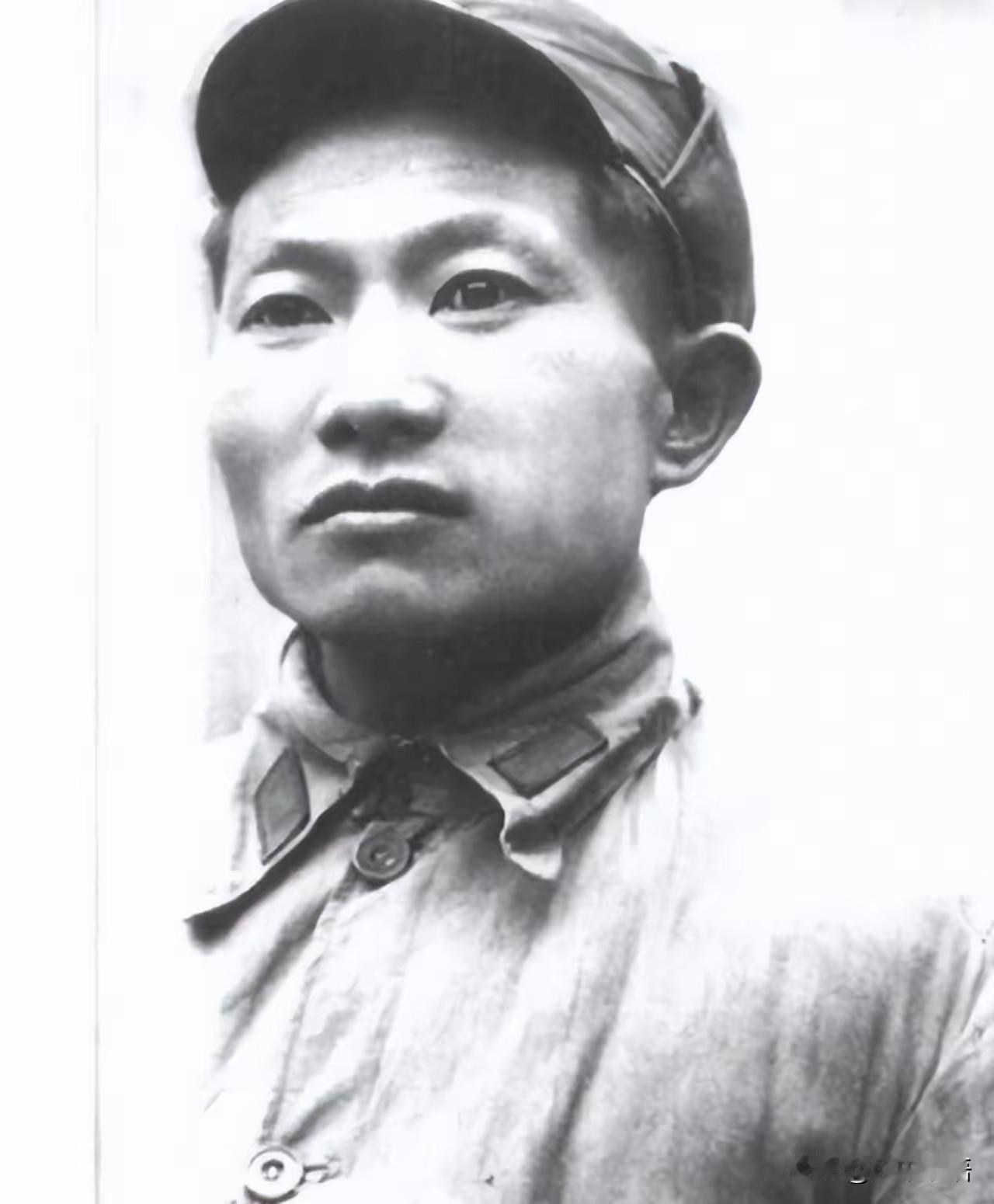 1942年八路军司令部被包围后，汉奸看到个俘虏，认出对方身份大吃一惊，之后与同伴