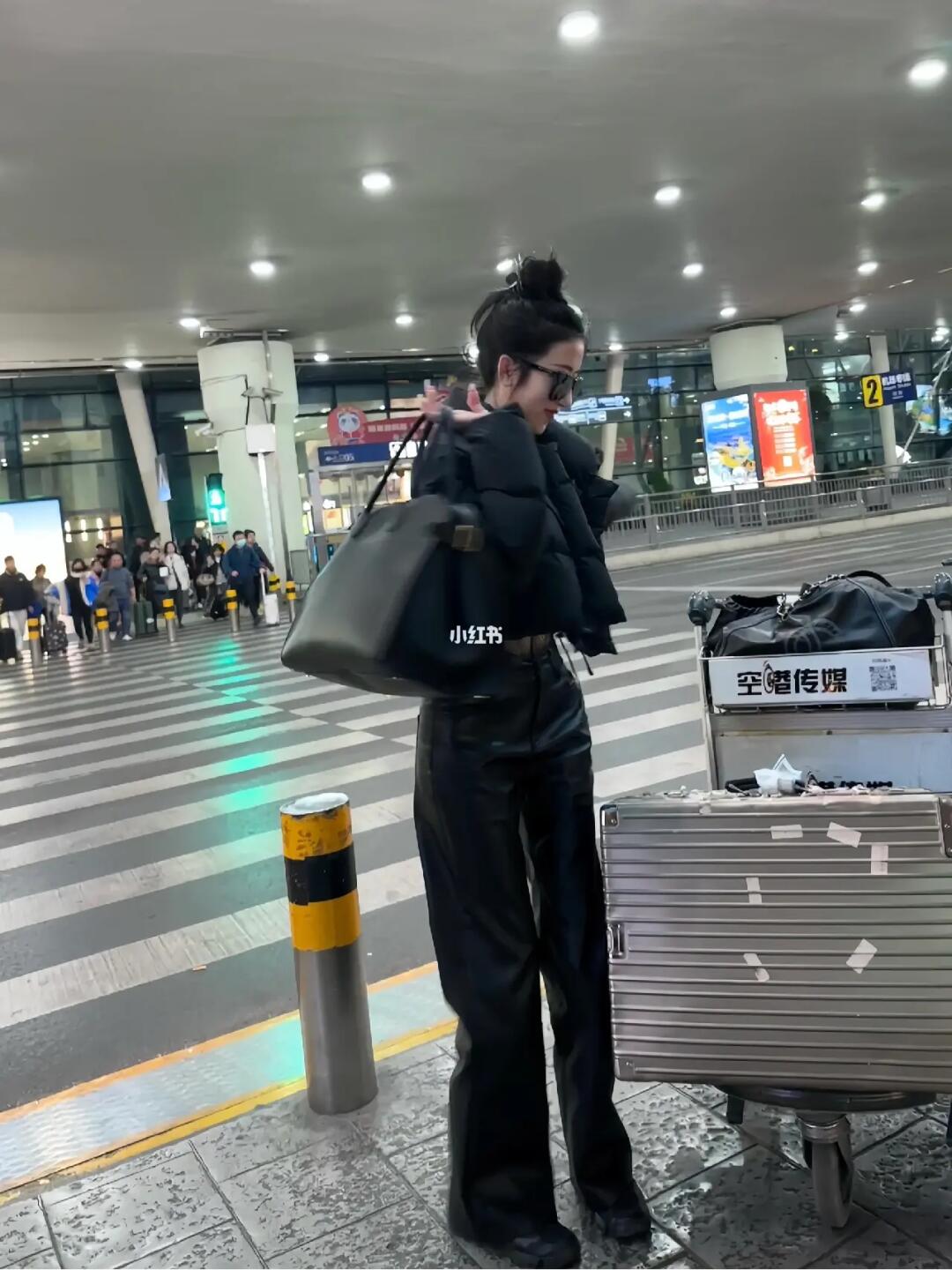 i人的机场穿搭