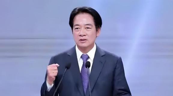 国民党预告，8天后不放过赖清德，美国航母已赶到，大陆有言在先。万万没想到，大陆没