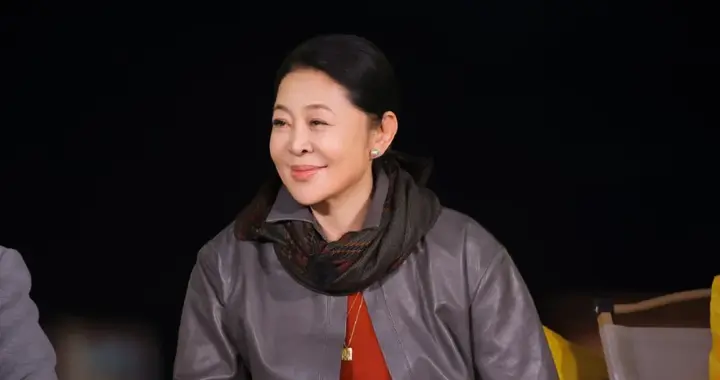 00后的“梦中情奶”倪萍，牛得像活了三辈子