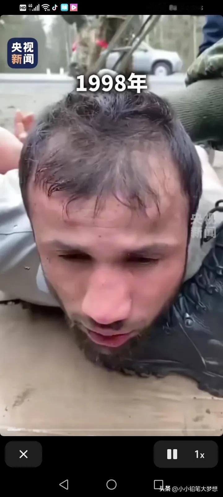 被抓的时候他在发抖，可在音乐厅冲着人群开枪的时候却是最狠的！才26岁，塔吉克斯坦