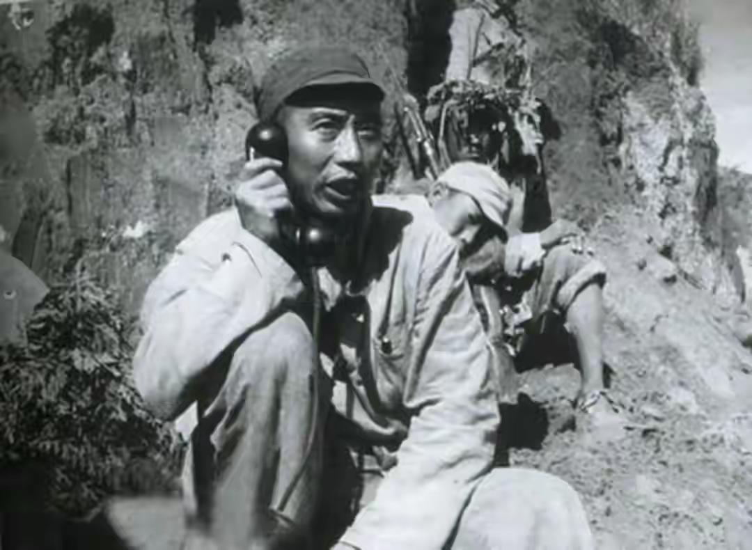 1952年，毛主席脸色阴沉，拍着桌子冲着王震发火：“王震，你光顾着新疆，没看到全