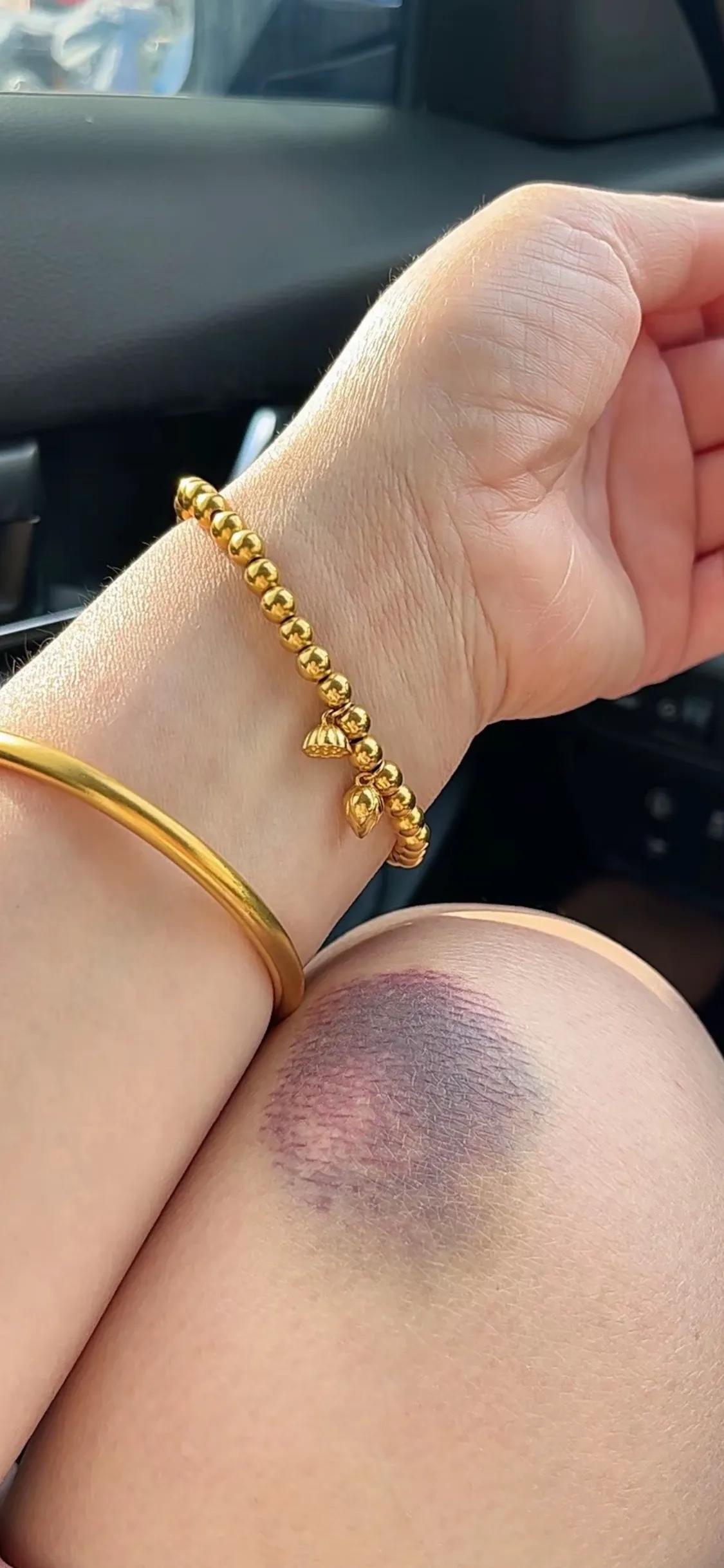 我这么做，到底值不值？

有些女人和老公生气，就是用买东西来发泄情绪，这样也不失