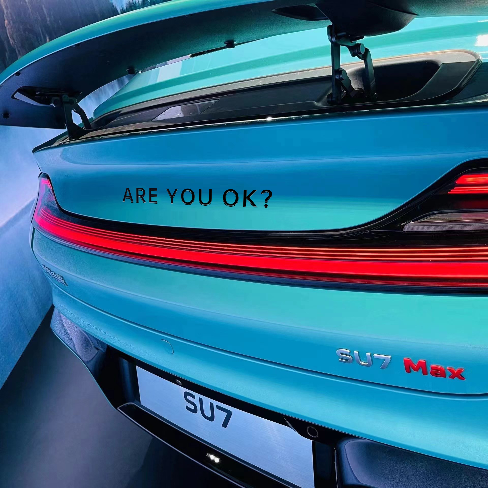 ARE YOU OK？看看这小米SU7 Logo怎么样？#小米汽车[超话]# ​