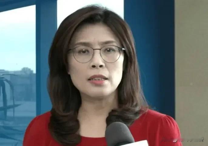 郑丽文还挺让人关注的。她祖籍是云南省普洱市镇源县振太镇兴隆村郑家村小组，最近她首