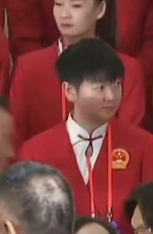 #孙颖莎这也太萌了#对不起，我真的要嘲笑你，你告诉我，你这是咋回事[笑cry] 