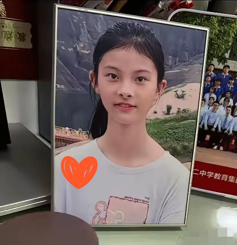 现在出门都要注意
社会很单纯
人很复杂，出门在外善良需要锋芒
 
深圳女孩因帮助