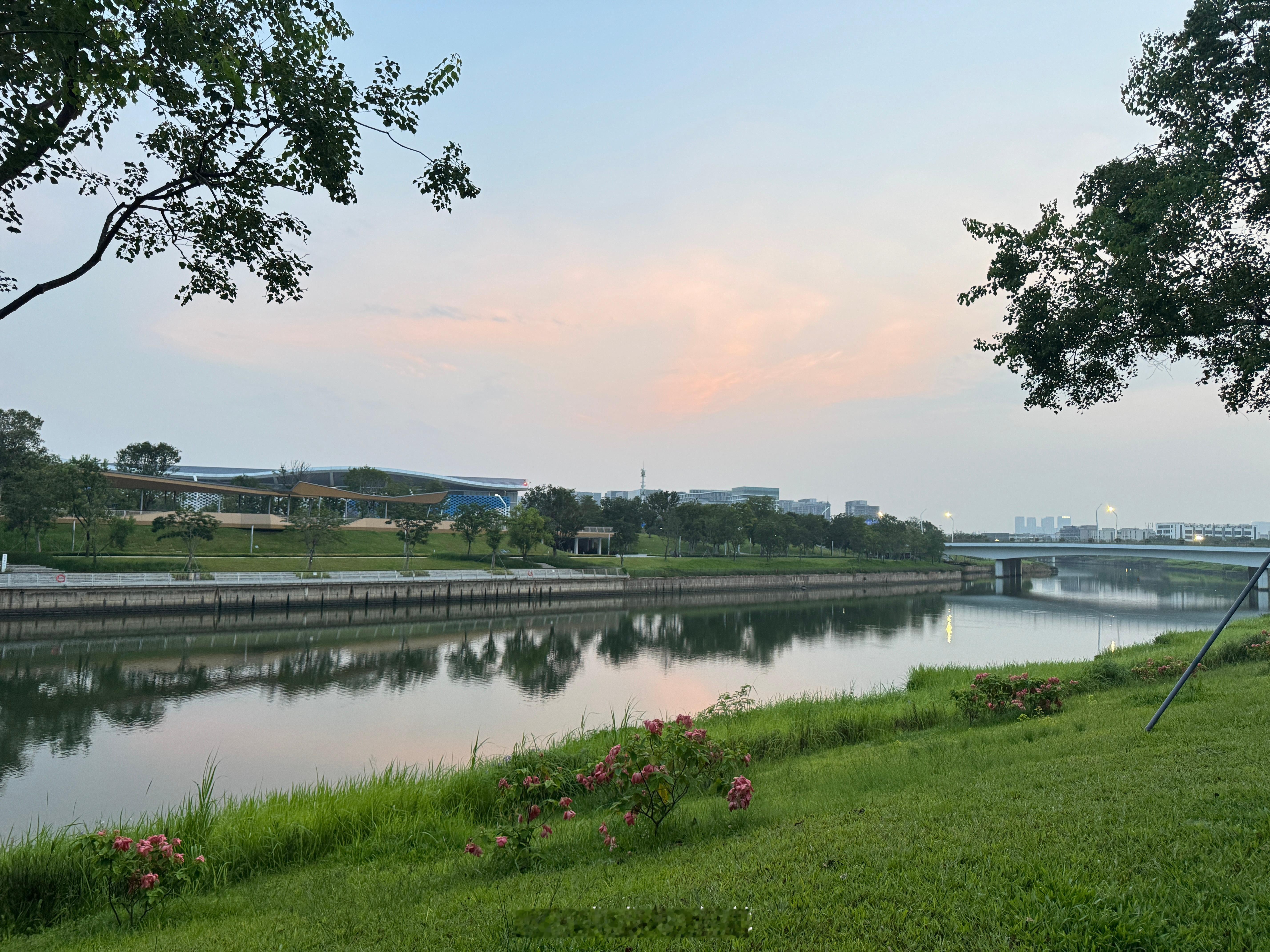 跑步  🏃♀️➡️晨跑10.19公里 深圳·深圳国际会展中心(宝安新馆)