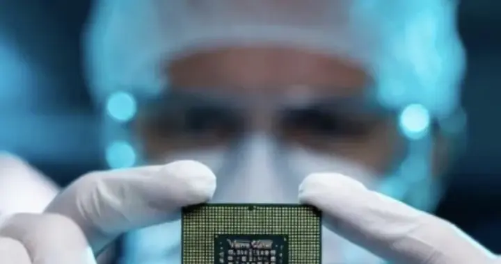 200字指令，Agent设计出首个可流片CPU，半天做完人类18个月工作