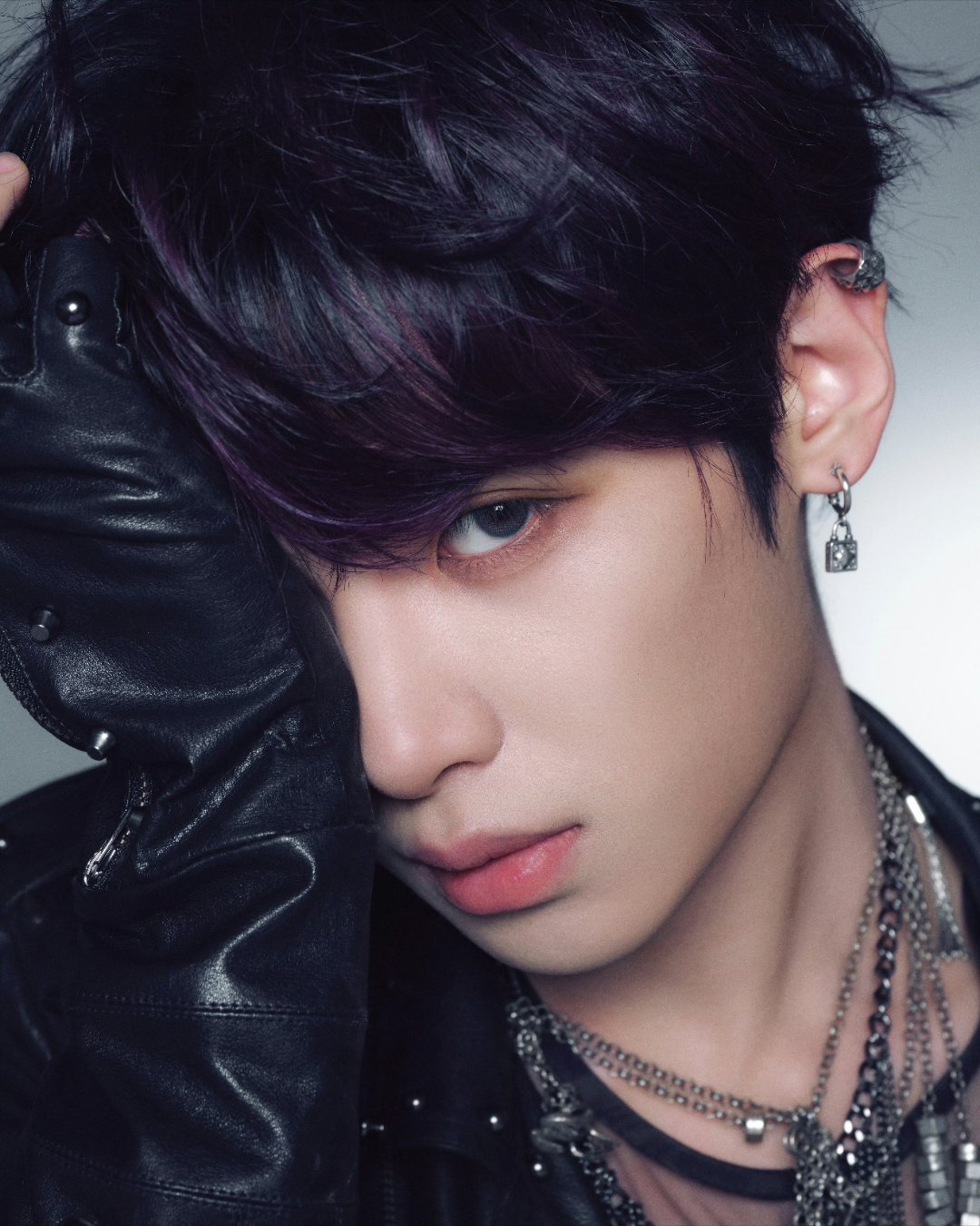 黄明昊演唱会✨黄明昊的舞台从不交「白卷」💚用绝对实习书写 舞台满分答案💯：?